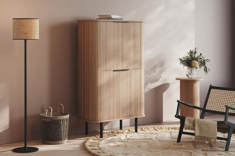 Kopparbo Högskåp Vitlaserad Ek - Ljust vitlaserat ekträ - Förvaring - Skåp - Förvaringsskåp