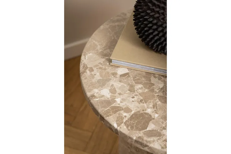Prisa Runt Sidobord i Marmor Sten 50 cm - Beige - Möbler - Bord & matgrupp - Avlastningsbord & sidobord - Lampbord & sidobord