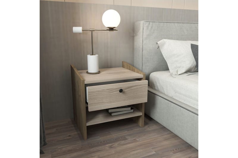 Retzow Sängbord - Valnöt - Möbler - Bord & matgrupp - Avlastningsbord & sidobord - Sängbord & nattduksbord
