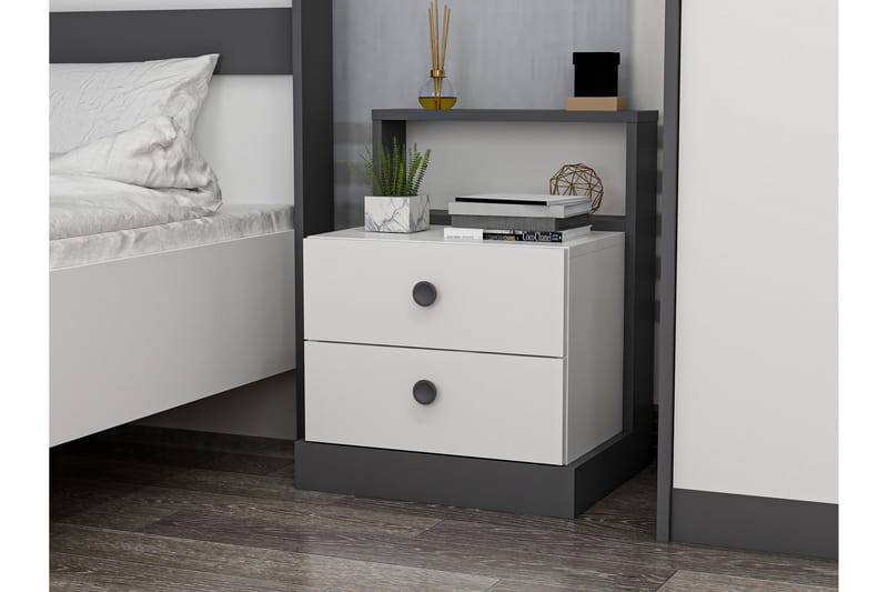 Sängbord Berdez 62x42 cm Antracit/Vit - Hanah Home - Möbler - Bord & matgrupp - Avlastningsbord & sidobord - Sängbord & nattduksbord
