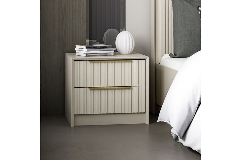 Fruitland Sängbord 53 cm i Trä med Ljust Trä-utseende med Förvaring och Lådor - Beige - Möbler - Bord & matgrupp - Avlastningsbord & sidobord - Sängbord & nattduksbord
