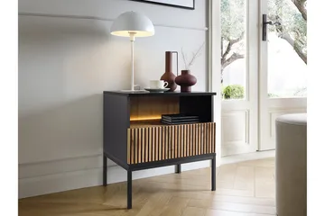 Klinkerville Sängbord 54 cm - Svart - Möbler - Bord & matgrupp - Avlastningsbord & sidobord - Sängbord & nattduksbord