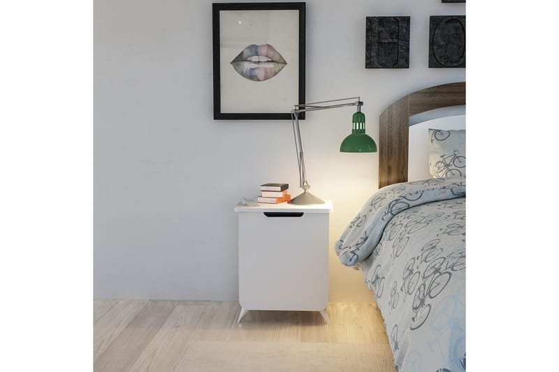 Sängbord Dumö 39 cm med Förvaring Skåp - Vit - Möbler - Bord & matgrupp - Avlastningsbord & sidobord - Sängbord & nattduksbord