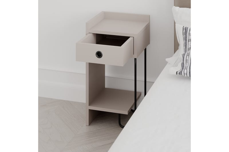 Sirius Sängbord 32x30 cm Ljusbrun - Hanah Home - Möbler - Bord & matgrupp - Avlastningsbord & sidobord - Sängbord & nattduksbord