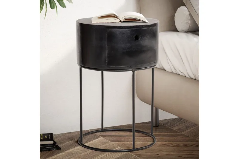 Sängbord Wohnling rund, massivt trä med 1 låda i modern stil Svart - Svart - Möbler - Bord & matgrupp - Avlastningsbord & sidobord - Sängbord & nattduksbord