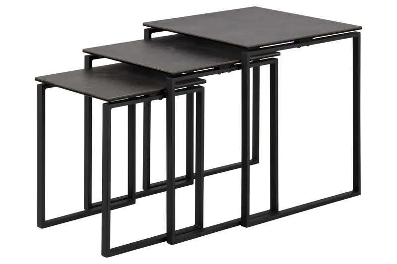 Cynthia Satsbord, Svart