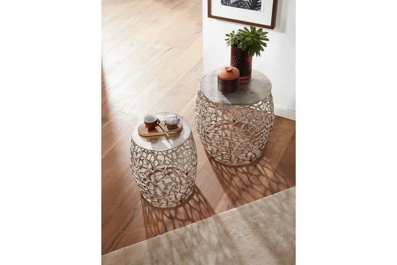 Satsbord Wohnling Set om 2 aluminiumgjutna, runda, handgjorda, modern loftstil Silver - Silver - Möbler - Bord & matgrupp - Avlastningsbord & sidobord - Satsbord