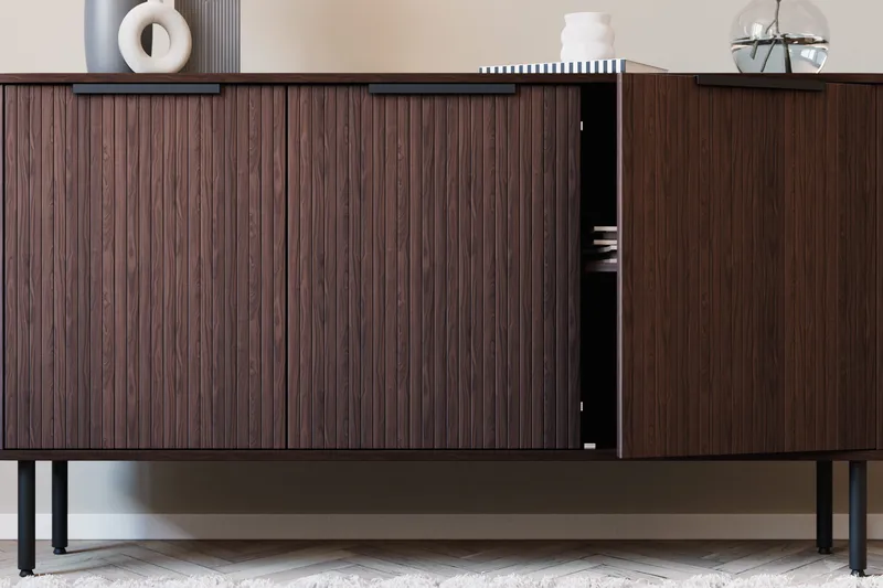 Kopparbo Sideboard Valnöt - Mörkbrunt valnötsträ - Förvaring - Förvaringsmöbler - Sideboard & skänk