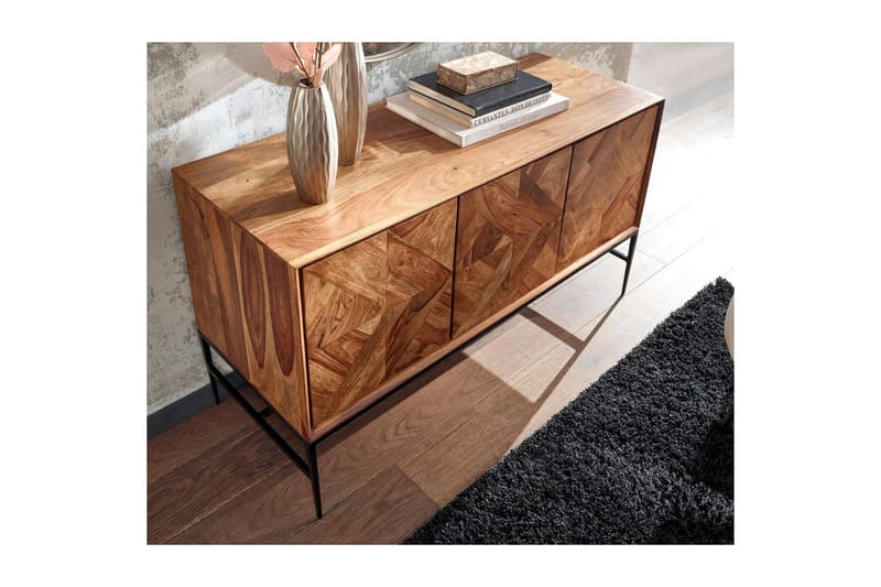 Sideboard Wohnling Massivt trä, triangulär optisk inläggning, 123 cm med 3 dörrar, industriell - Möbler - Bord & matgrupp - Avlastningsbord & sidobord - Konsolbord & hallbord