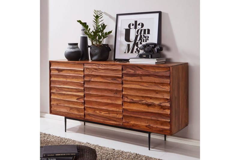 Sideboard Wohnling Massivt trä dörrar med tryck-öppning 150 cm filigrana metallben industriell - Möbler - Bord & matgrupp - Avlastningsbord & sidobord - Konsolbord & hallbord