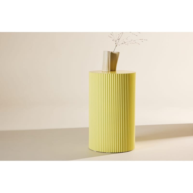 Sidobord Lenox - Gul - Möbler - Bord & matgrupp - Avlastningsbord & sidobord - Lampbord & sidobord