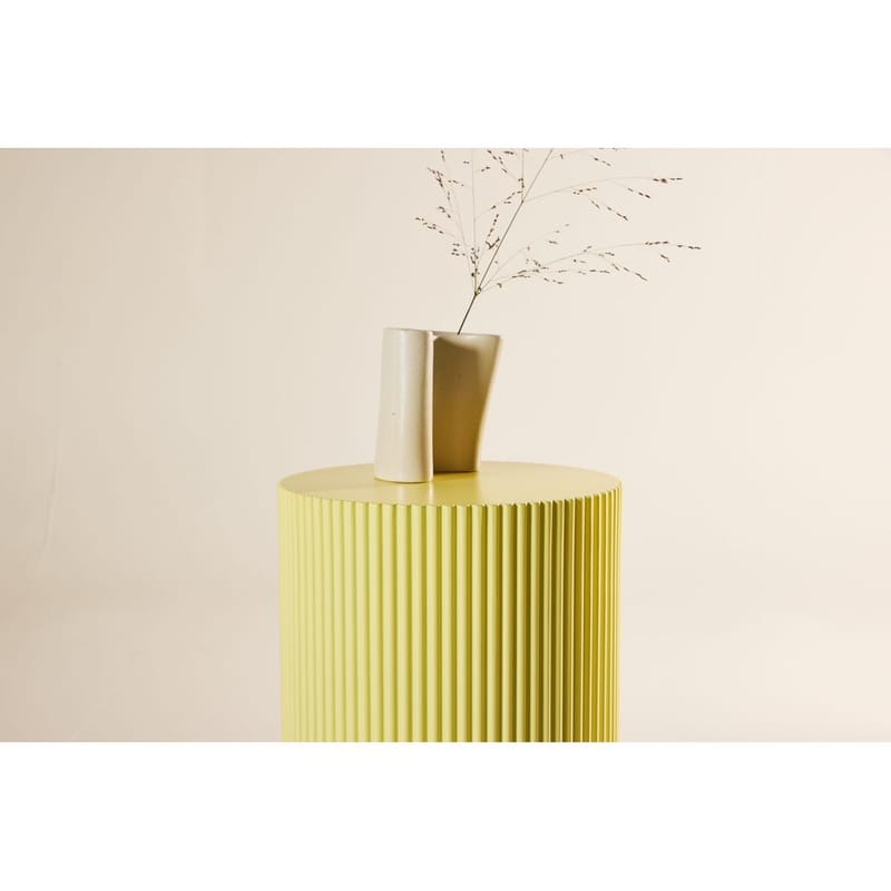 Sidobord Lenox - Gul - Möbler - Bord & matgrupp - Avlastningsbord & sidobord - Lampbord & sidobord