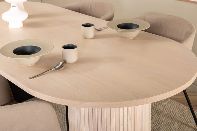 Biana Matgrupp 200 cm Oval inkl 4 Berita Stolar - Beige/Svart - Möbler - Bord & matgrupp - Matgrupp