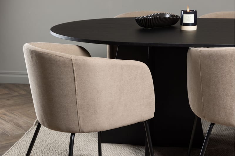 Bootcut Matgrupp 230 cm Rektangulär med 6 Berit stolar - Beige - Möbler - Bord & matgrupp - Matgrupp