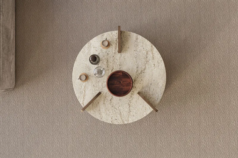 Cindral Soffbord 70 cm Rund - Travertin Och Valnöt - Möbler - Bord & matgrupp - Soffbord