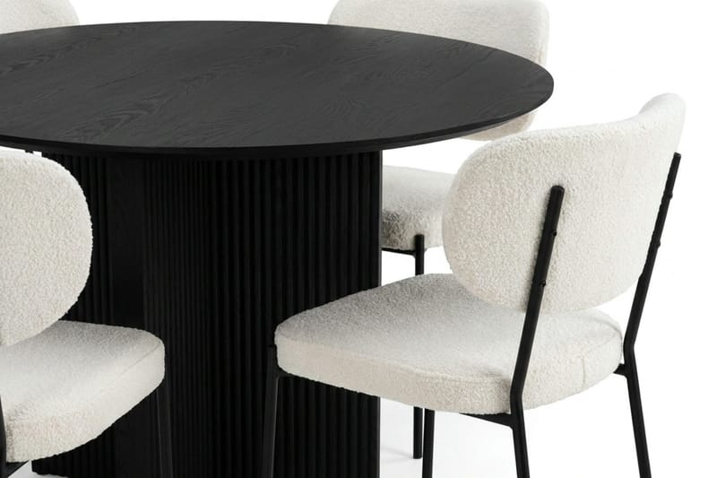 Edda Matgrupp runt 110 cm Svart med 4 Gemmiano Matstolar - Svart - Möbler - Bord & matgrupp - Matgrupp