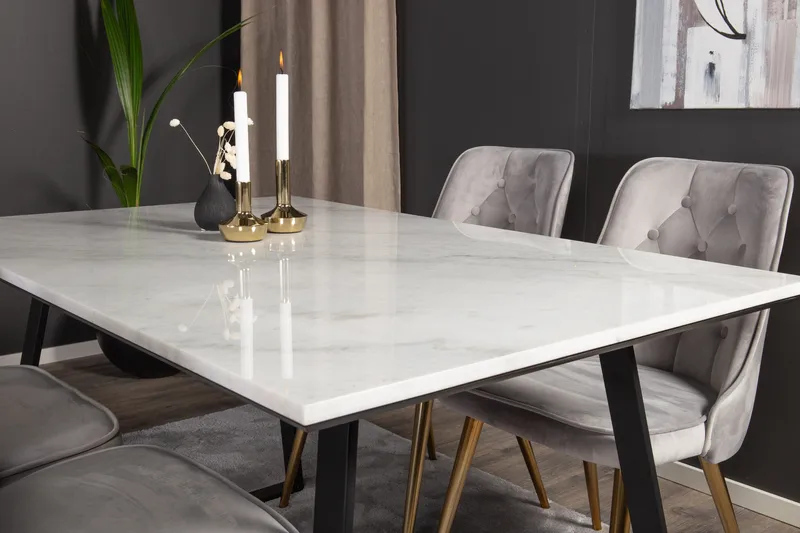 Estelle Matgrupp 140 cm Rektangulär med 4 Velvet stolar - Svart/Guld - Möbler - Bord & matgrupp - Matgrupp