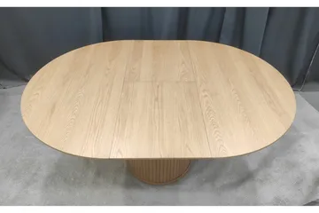 Gethin Runt Matbord 120 cm med Trä- och Ekutseende - Beige - Möbler - Bord & matgrupp - Matbord & köksbord