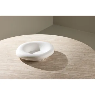 Härön Runt Soffbord 80 cm i Sten med Räfflad Pelarfot - Beige - Möbler - Bord & matgrupp - Soffbord