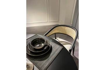 Indumati Matgrupp Rund - Svart/Vit - Möbler - Bord & matgrupp - Matgrupp