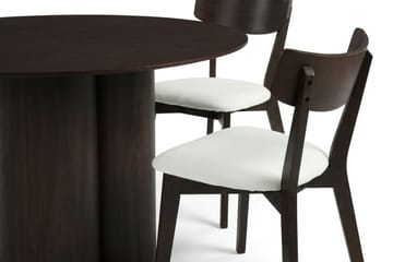 Juno Matgrupp 130 cm runt i Rökt Ek med 6 Amelia Matstolar med Dyna - Rökt Ek/Beige - Möbler - Bord & matgrupp - Matgrupp