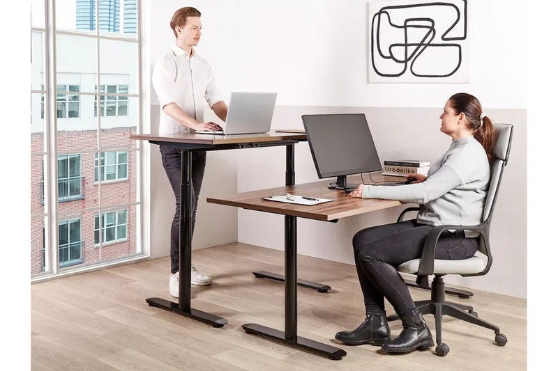 Banner Skrivbord 72x160 cm - Mörkt trä/Svart - Möbler - Bord & matgrupp - Kontorsbord - Skrivbord