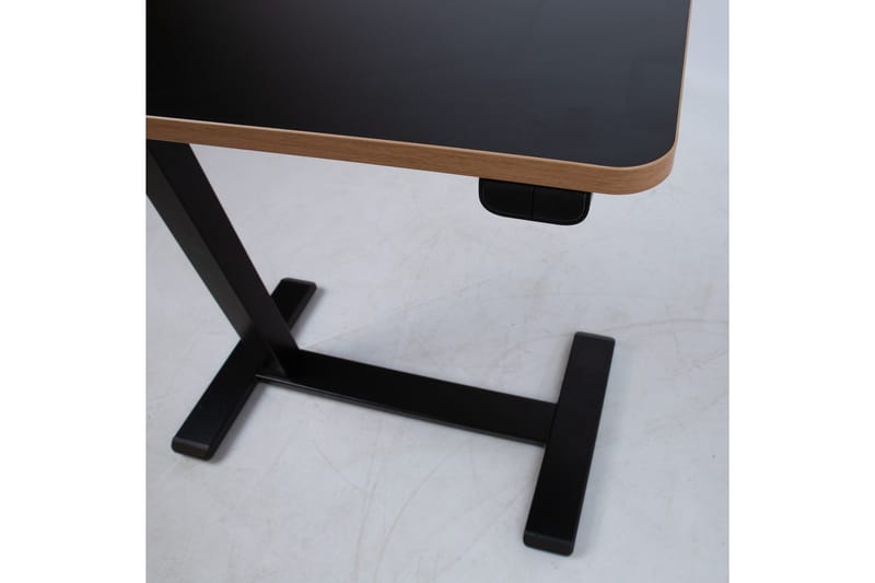 Ergo Justerbart Skrivbord i Metall med Träskiva - Svart - Möbler - Bord & matgrupp - Kontorsbord - Skrivbord