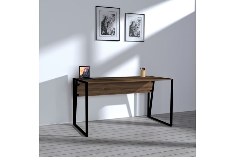 Skrivbord Kemiri 140 cm - Valnötsbrun/Svart - Skrivbord - Datorbord