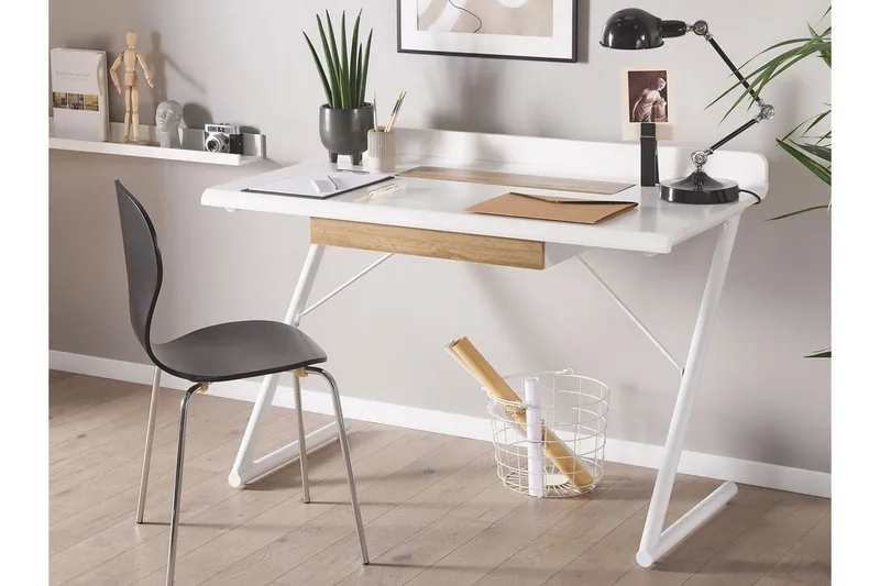 Skrivbord 120 x 60 cm vit/ljust trä FOCUS - Vit - Möbler - Bord & matgrupp - Kontorsbord - Skrivbord