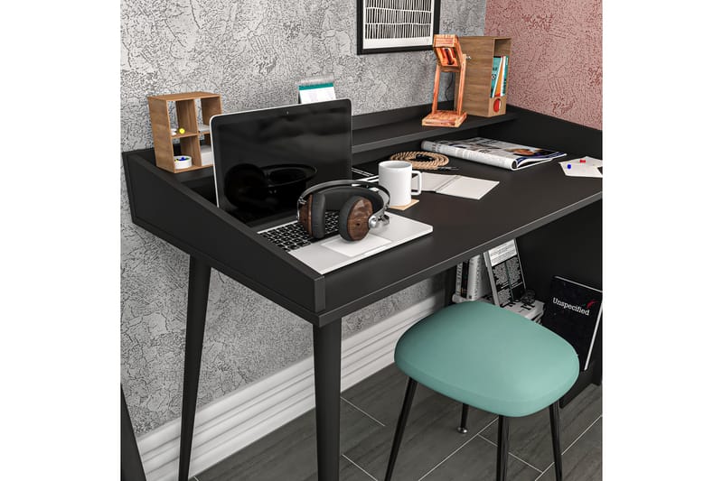 Skrivbord Zakkum 59x88,3x121,8 cm med förvaring - Svart - Skrivbord - Datorbord