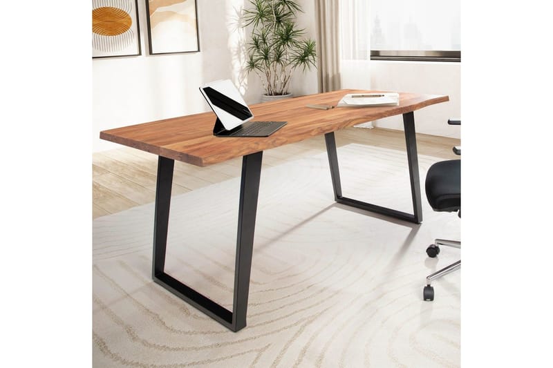 Skrivbord Wohnling Massiv trä träd kant metallben lantlig stil Svart, vinklad, 180x90 cm - Svart, vinklad, 180x90 cm - Möbler - Bord & matgrupp - Kontorsbord - Skrivbord