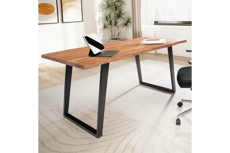 Skrivbord Wohnling Massiv trä träd kant metallben lantlig stil Svart, vinklad, 180x90 cm - Svart, vinklad, 180x90 cm - Möbler - Bord & matgrupp - Kontorsbord - Skrivbord