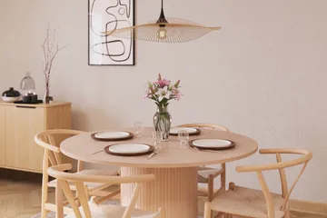 Kopparbo Matgrupp 130 cm Rund med 4 Dastoori Matstol - Beige - Möbler - Bord & matgrupp - Matgrupp