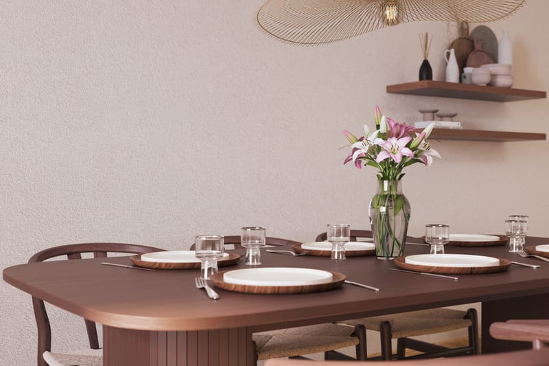 Kopparbo Matgrupp 200 cm med 6 Dastoori Matstol - 2220070-6,2223283-1 - Brun / Beige / Trä / Ribbad - Möbler - Bord & matgrupp - Matgrupp