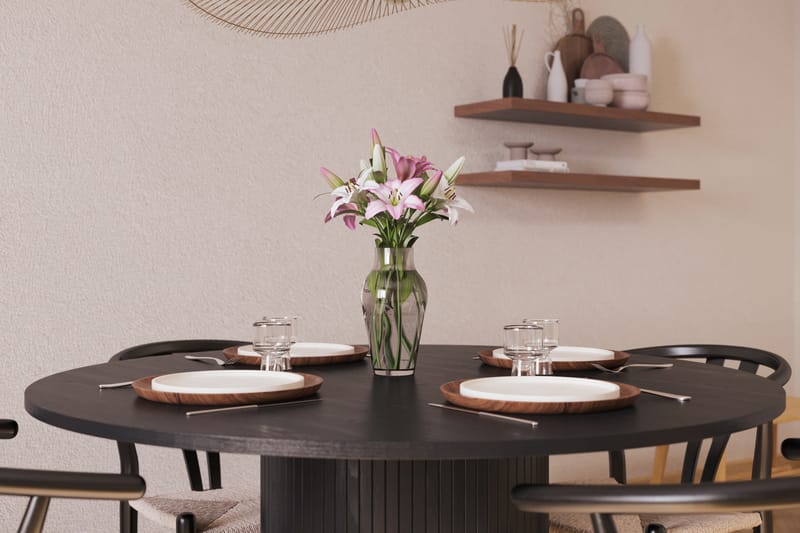 Kopparbo Matgrupp förlängningsbart 130-180 cm Rund med 4 Dastoori Matstol - Svart - Möbler - Bord & matgrupp - Matgrupp