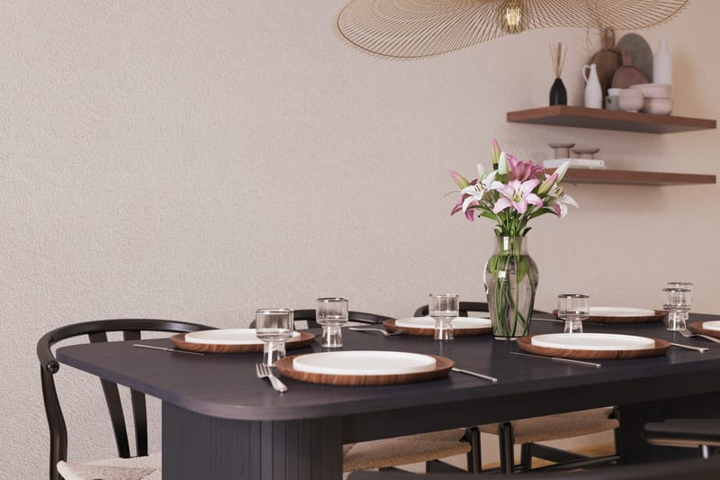 Kopparbo Matgrupp förlängningsbart 180-240 cm med 6 Dastoori Matstol - 2220067-6,2229285-1 - Svart - Möbler - Bord & matgrupp - Matgrupp