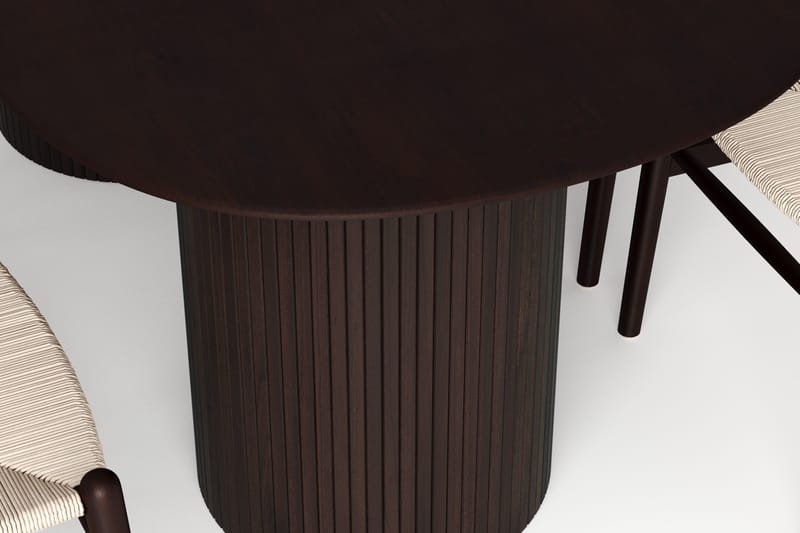 Kopparbo Matgrupp oval 180 cm Rökt Ek med 6 Dastoori Matstolar - Rökt ek - Möbler - Bord & matgrupp - Matgrupp