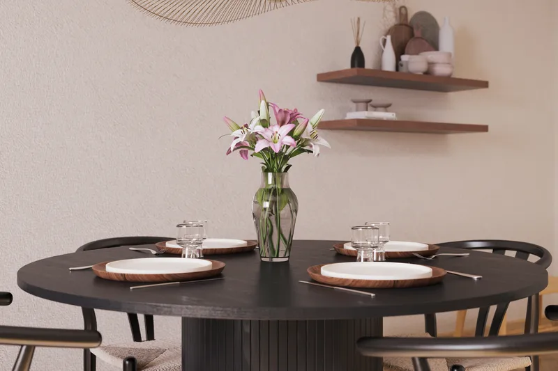 Kopparbo Matgrupp Rund 130 cm med 4 Dastoori Matstol - Svart - Möbler - Bord & matgrupp - Matgrupp