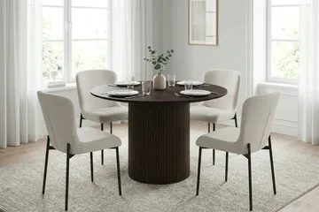 Kopparbo Matgrupp runt 110 cm Rökt Ek med 4 Elsie Matstolar - Rökt ek/Vit - Möbler - Bord & matgrupp - Matgrupp
