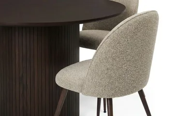 Kopparbo Matgrupp runt 110 cm Rökt Ek med 4 Nibe Plus Matstolar - Rökt ek - Möbler - Bord & matgrupp - Matgrupp