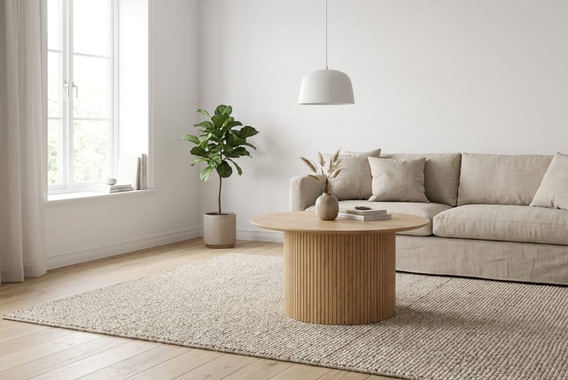 Kopparbo Runt Soffbord 85 cm med Trä- och Ekutseende, Ribbad Pelarfot och Tunn Bordsskiva - Natur - Möbler - Bord & matgrupp - Soffbord