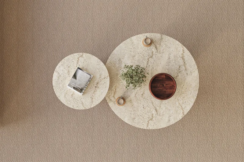 Lorricus Soffbord 70 cm Rund - Travertin Och Valnöt - Möbler - Bord & matgrupp - Soffbord