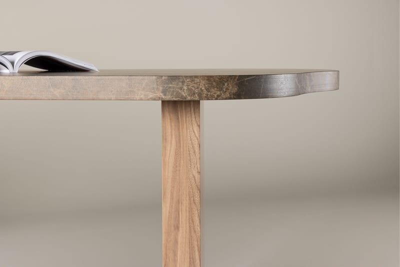 Eleonora Stort Asymmetriskt Matbord 230 cm i Trä med Valnöts- och Marmorutseende - Brun - Möbler - Bord & matgrupp - Matbord & köksbord