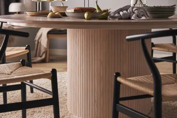 Kopparbo Runt Matbord 180 cm - Vitlaserat Ek / Ljus / Trä - Möbler - Bord & matgrupp - Matbord & köksbord