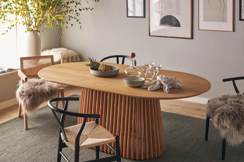 Peyra Matbord 200 cm Ovalt Ek - Natur - Möbler - Bord & matgrupp - Matbord & köksbord