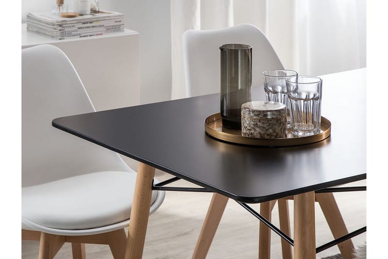 Stracke Rektangulärt Matbord 140 cm i Trä - Svart - Möbler - Bord & matgrupp - Matbord & köksbord