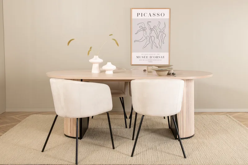 Biana Matgrupp 200 cm Oval inkl 4 Berita Sammetsstolar, Beige/Svart