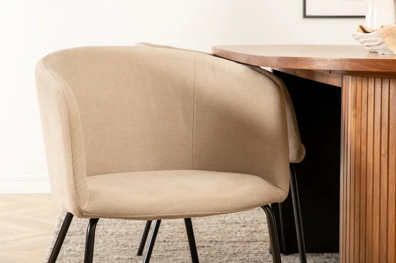 Biana Matgrupp 200 cm Oval inkl 4 Berita Stolar - Valnöt/Beige/Svart - Möbler - Bord & matgrupp - Matgrupp