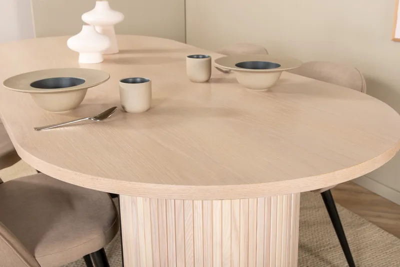 Biana Matgrupp 200 cm Oval inkl 4 Velvets Stolar - Beige/Svart - Möbler - Bord & matgrupp - Matgrupp