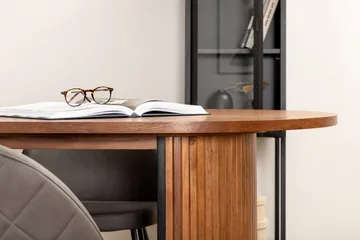 Biana Matgrupp 200 cm Oval inkl 4 Velvets Stolar - Valnötsbrun/Grå/Svart - Möbler - Bord & matgrupp - Matgrupp